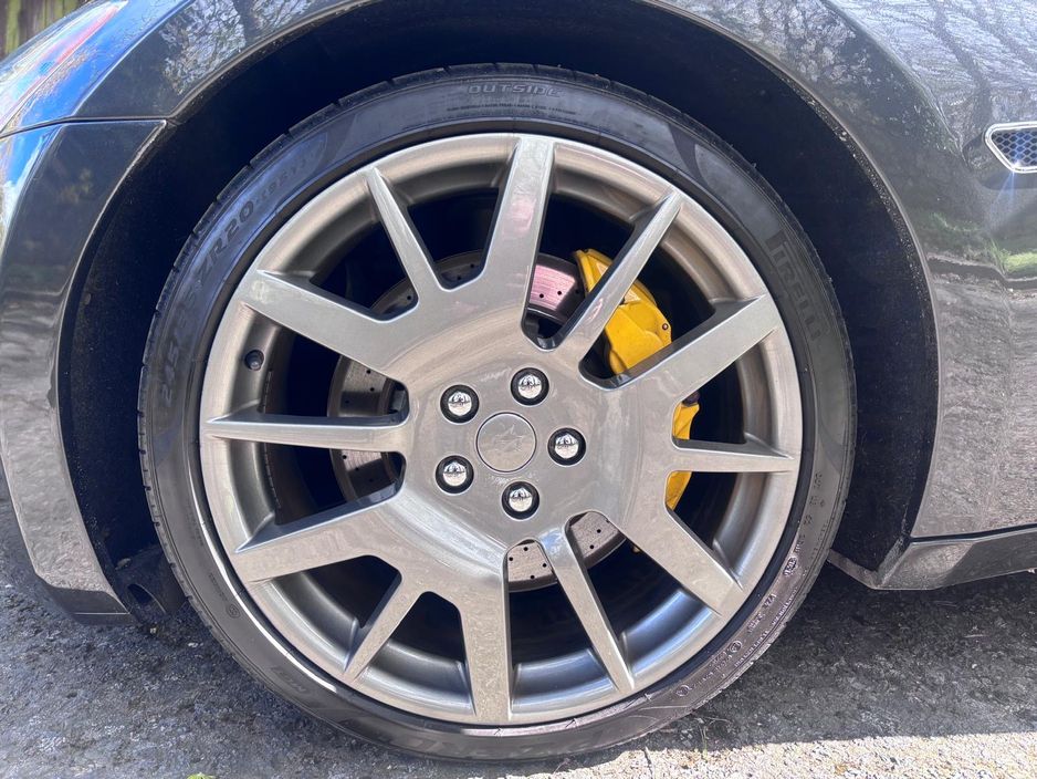 2011 Maserati Gran Turismo