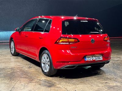 2017 Volkswagen Golf