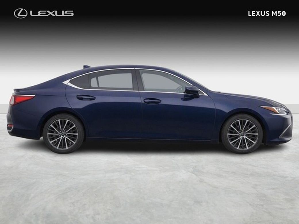2023 Lexus ES 300h