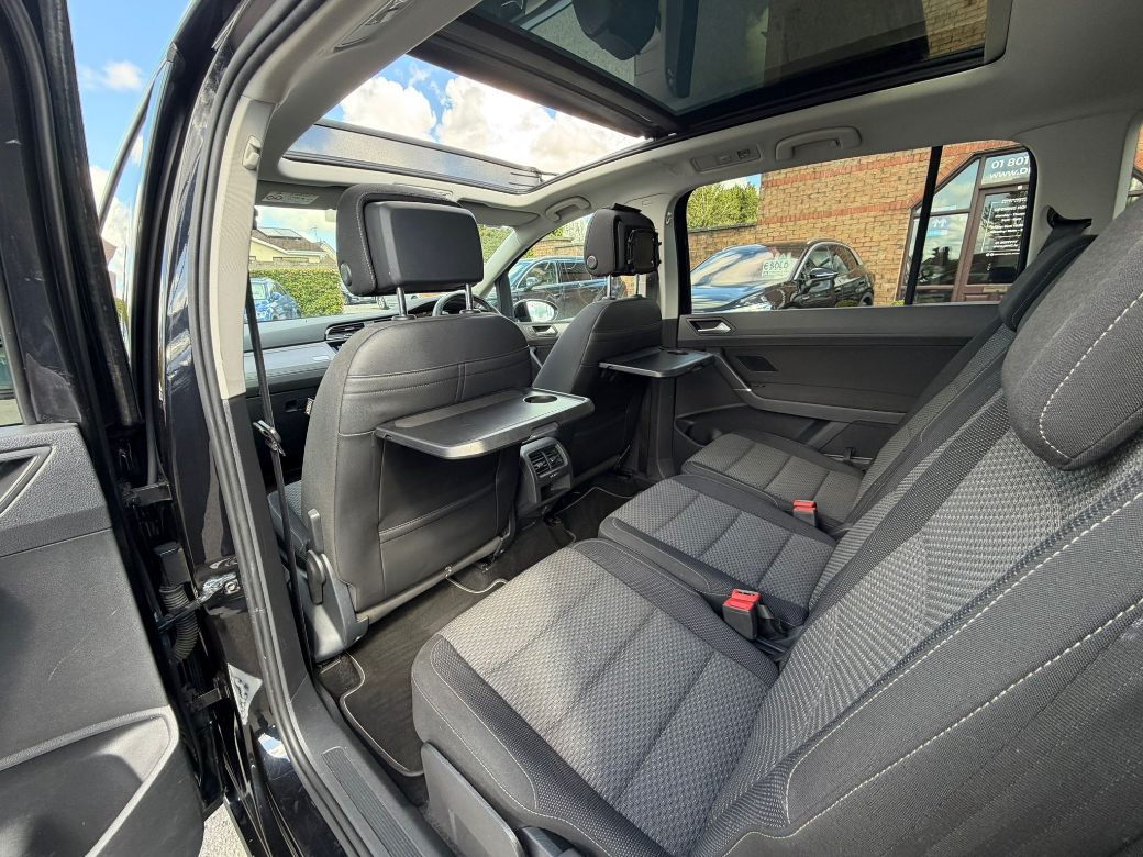 2016 Volkswagen Touran
