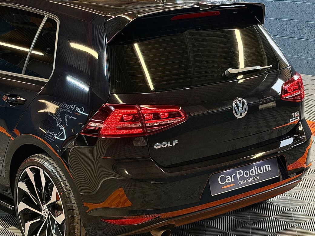 2017 Volkswagen Golf