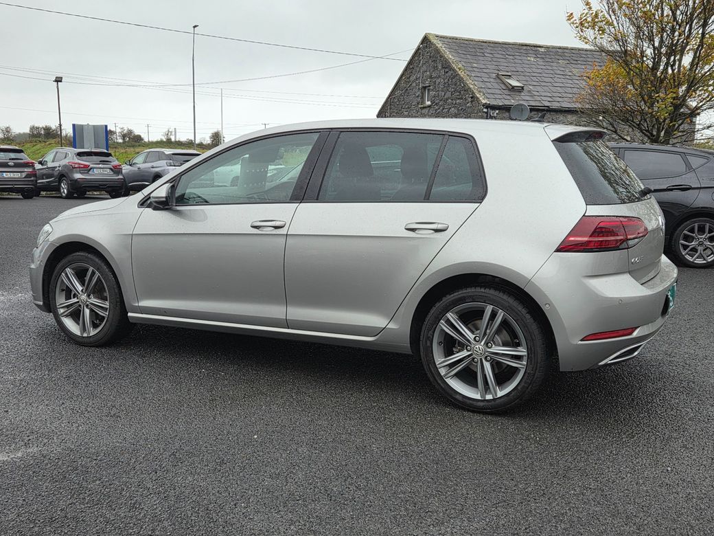 2019 Volkswagen Golf