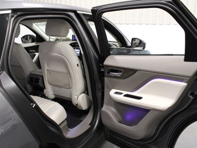 2016 Jaguar F-Pace