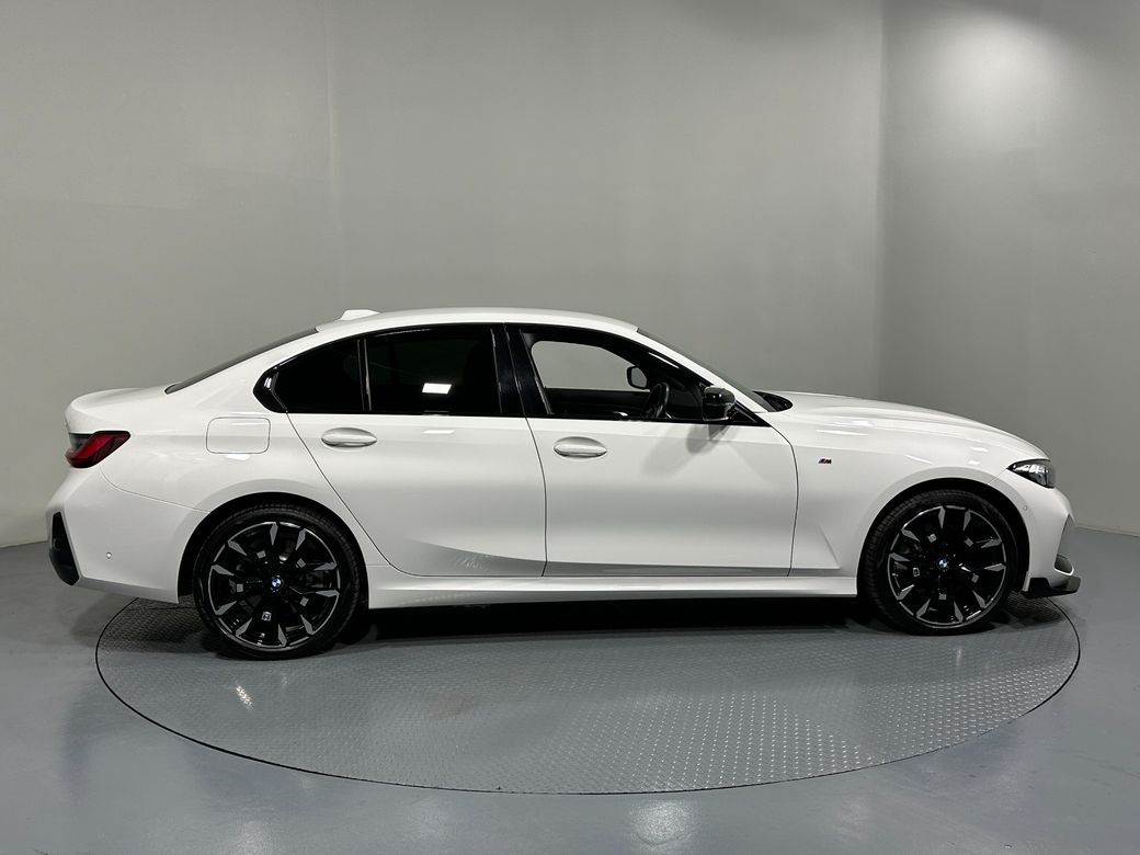 2025 BMW 3 Series