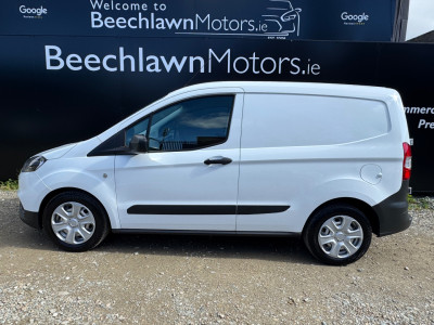 2023 Ford Transit Courier