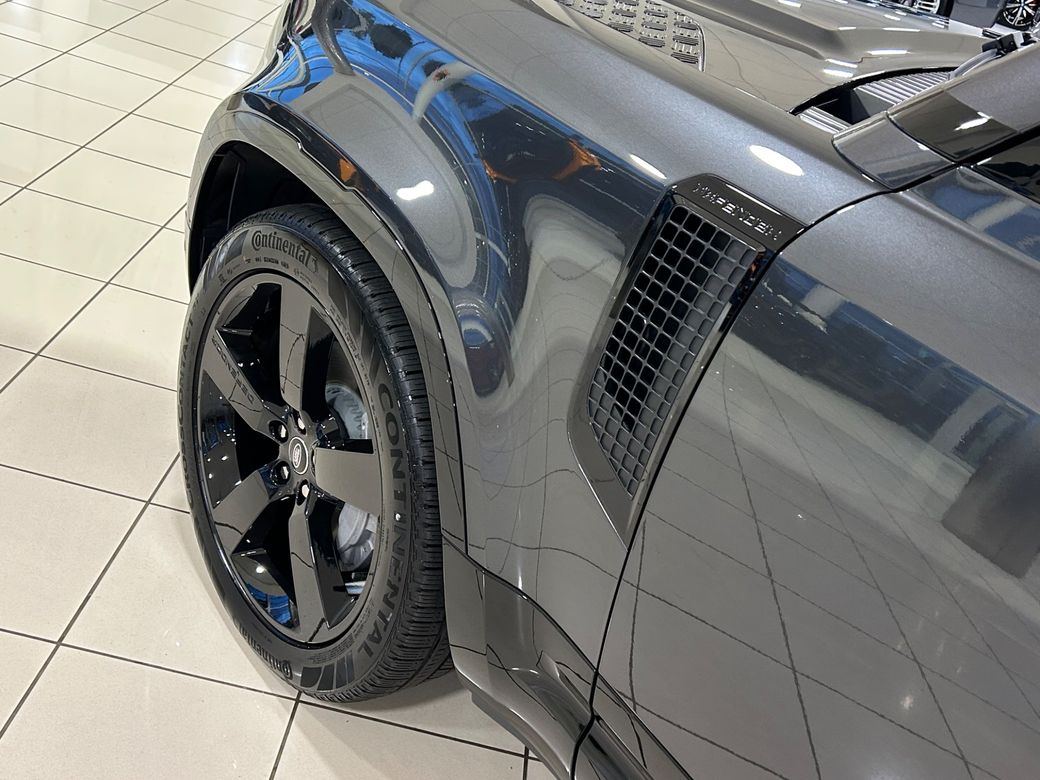 2025 Land Rover Defender