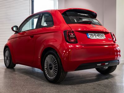 2025 Fiat 500e