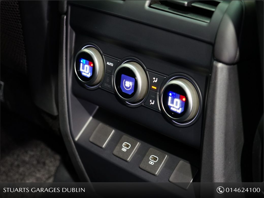 2025 Land Rover Defender