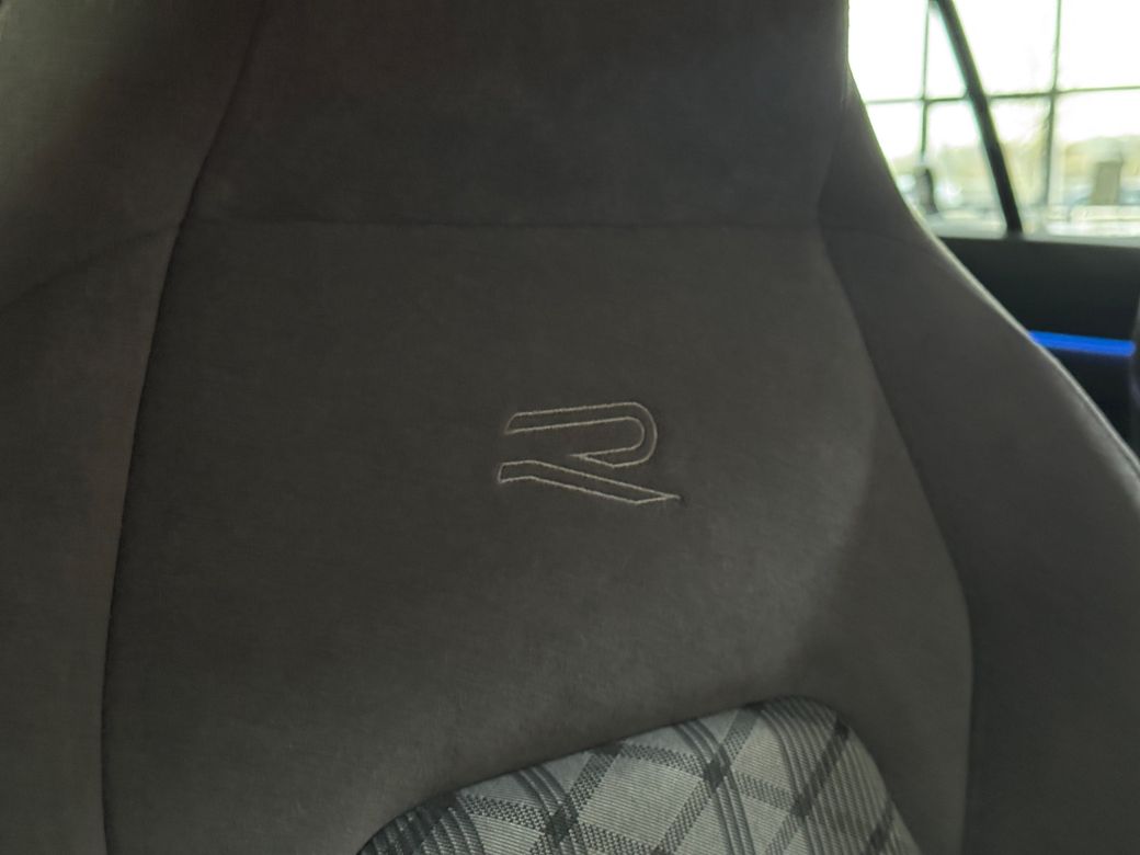 2024 Volkswagen Golf