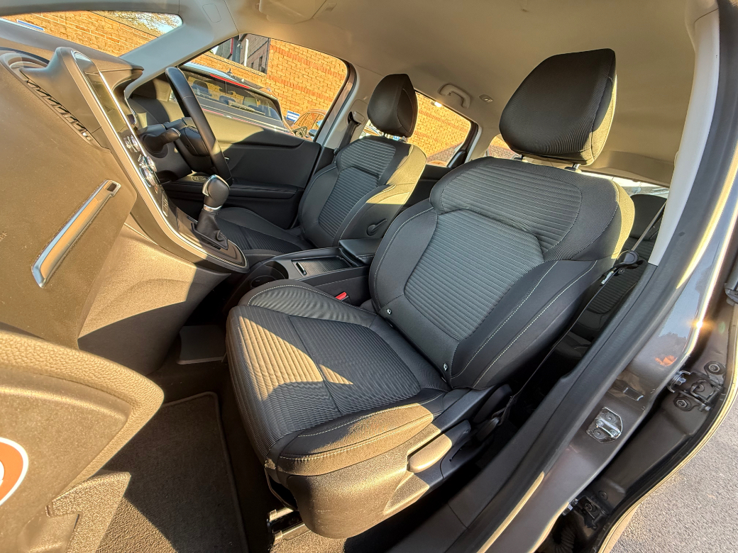 2020 Renault Grand Scenic