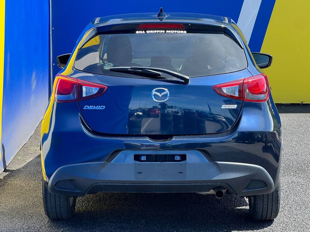 2017 Mazda Demio