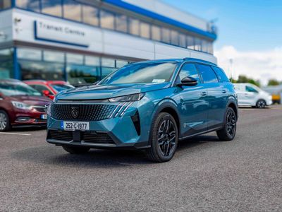 2025 Peugeot 5008
