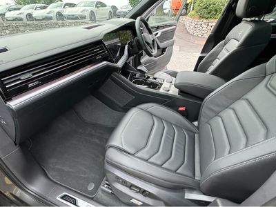 2024 Volkswagen Touareg