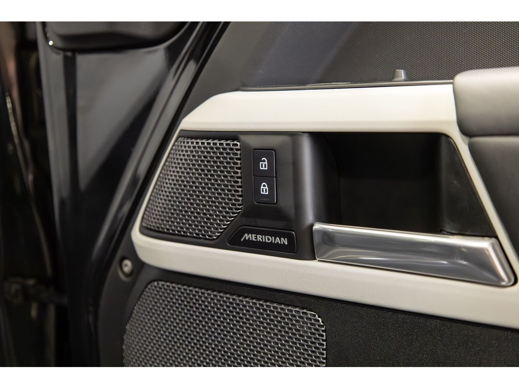 2022 Land Rover Defender