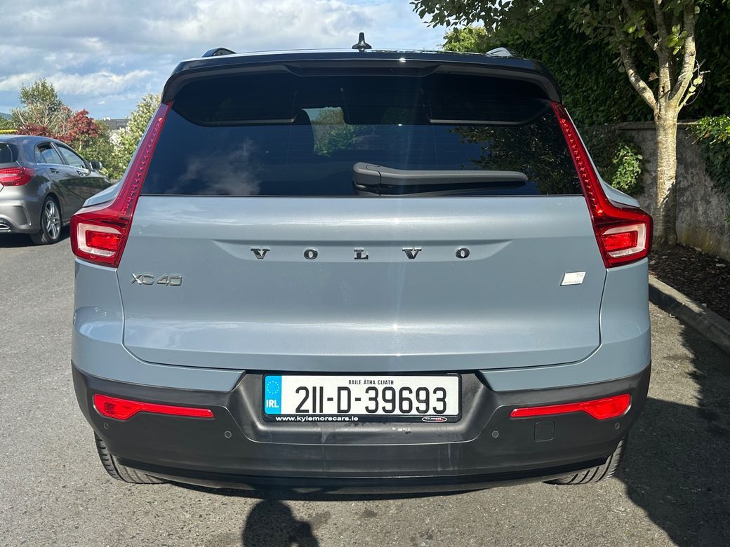 2021 Volvo XC40