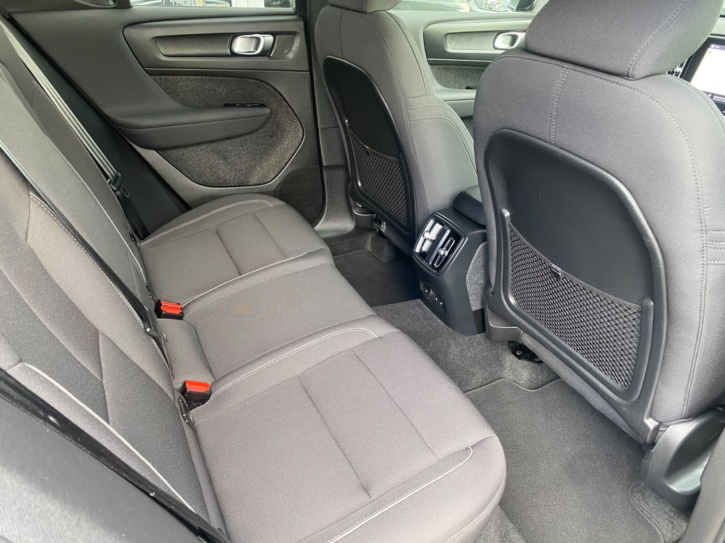 2024 Volvo XC40