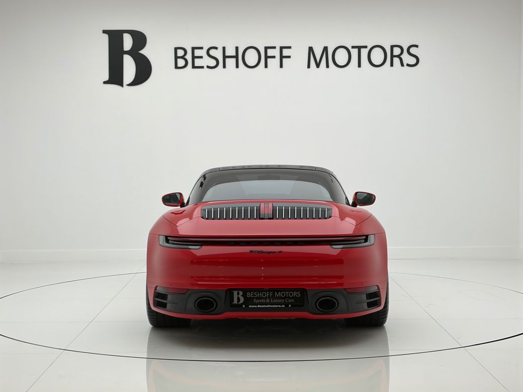 2023 Porsche 911