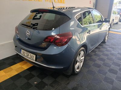 2014 Opel Astra