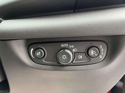 2021 Opel Insignia
