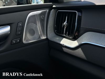 2025 Volvo XC60