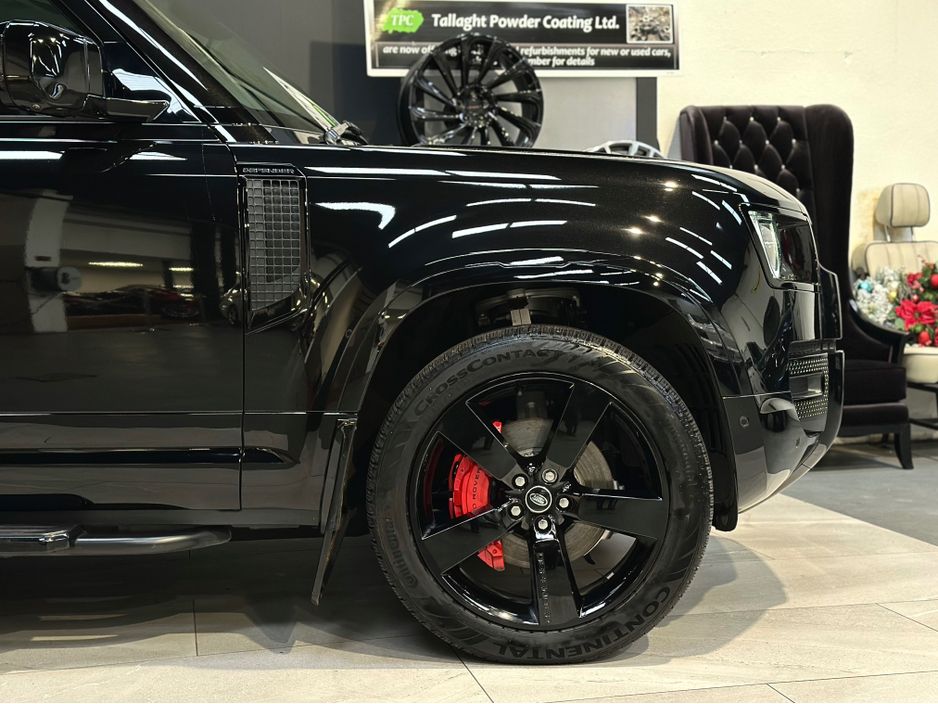 2025 Land Rover Defender