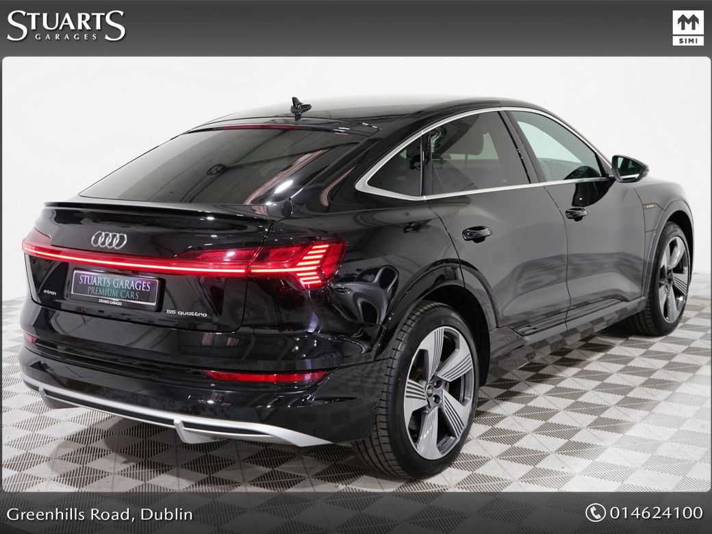 2022 Audi e-tron