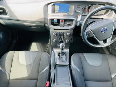 2014 Volvo V40