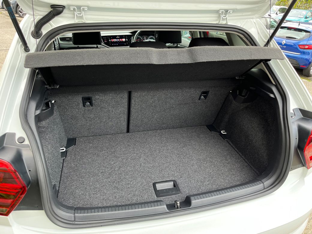 2019 Volkswagen Polo
