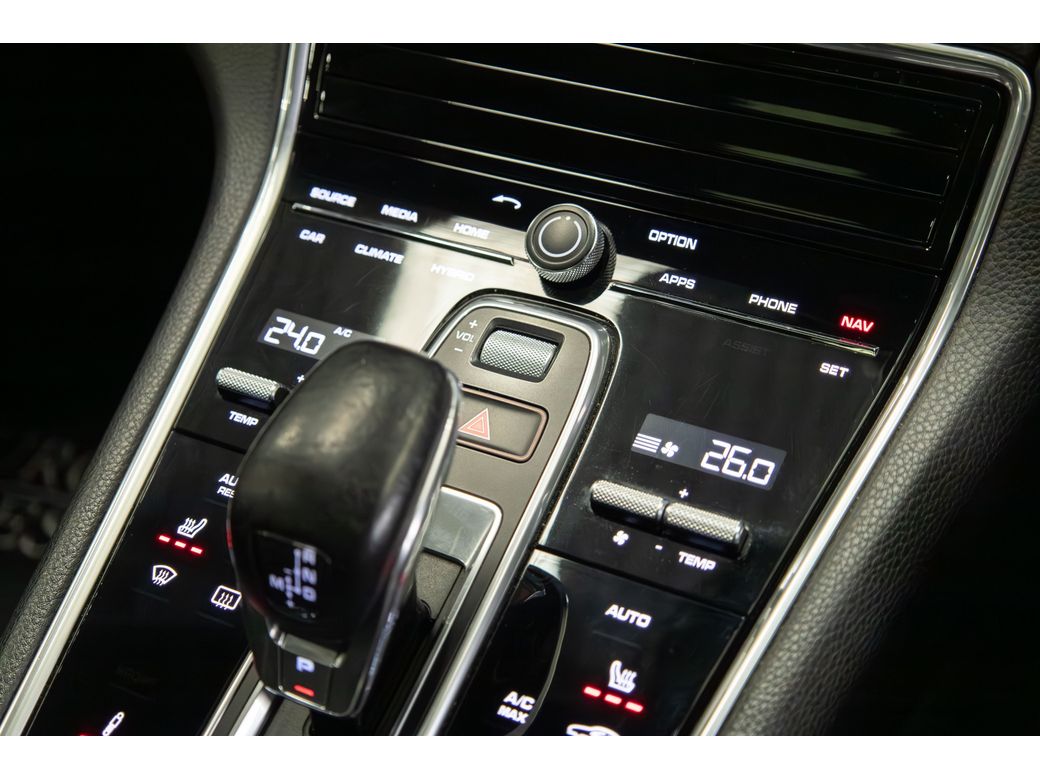 2018 Porsche Panamera