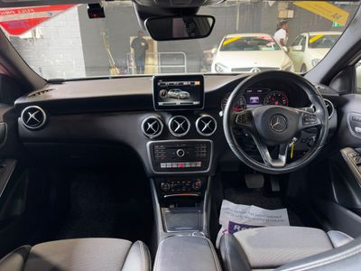 2016 Mercedes-Benz A 180