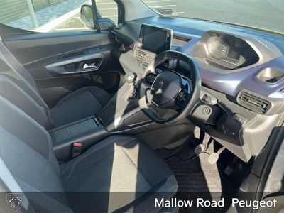 2023 Peugeot Rifter