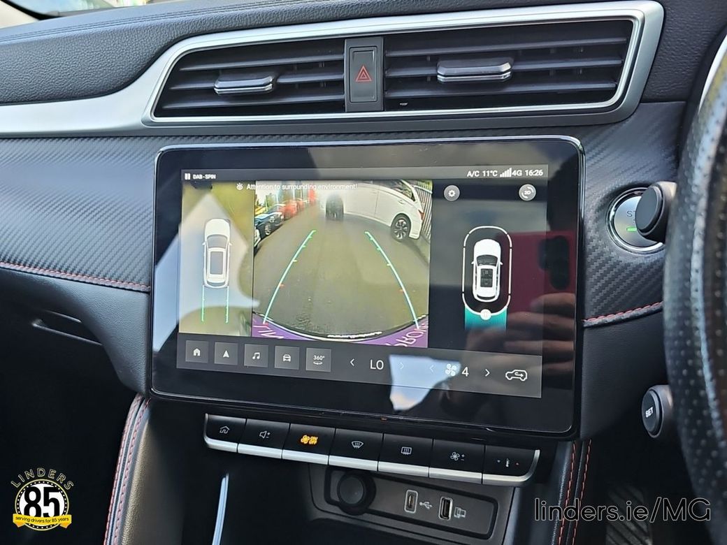 2022 MG ZS