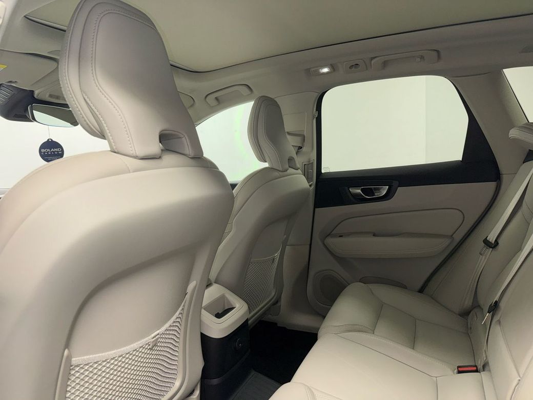 2022 Volvo XC60
