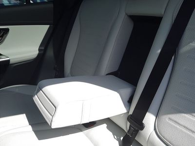 2025 Mercedes-Benz GLC Class