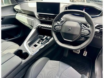 2024 Peugeot 5008