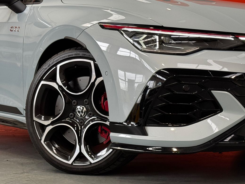 2025 Volkswagen Golf