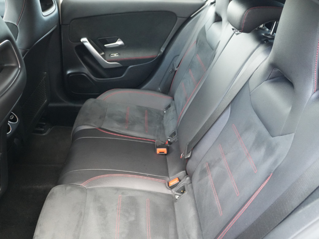 2019 Mercedes-Benz A 200