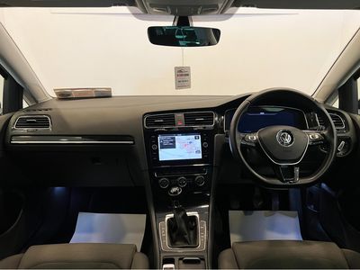 2018 Volkswagen Golf