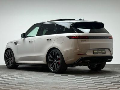 2025 Land Rover Range Rover Sport
