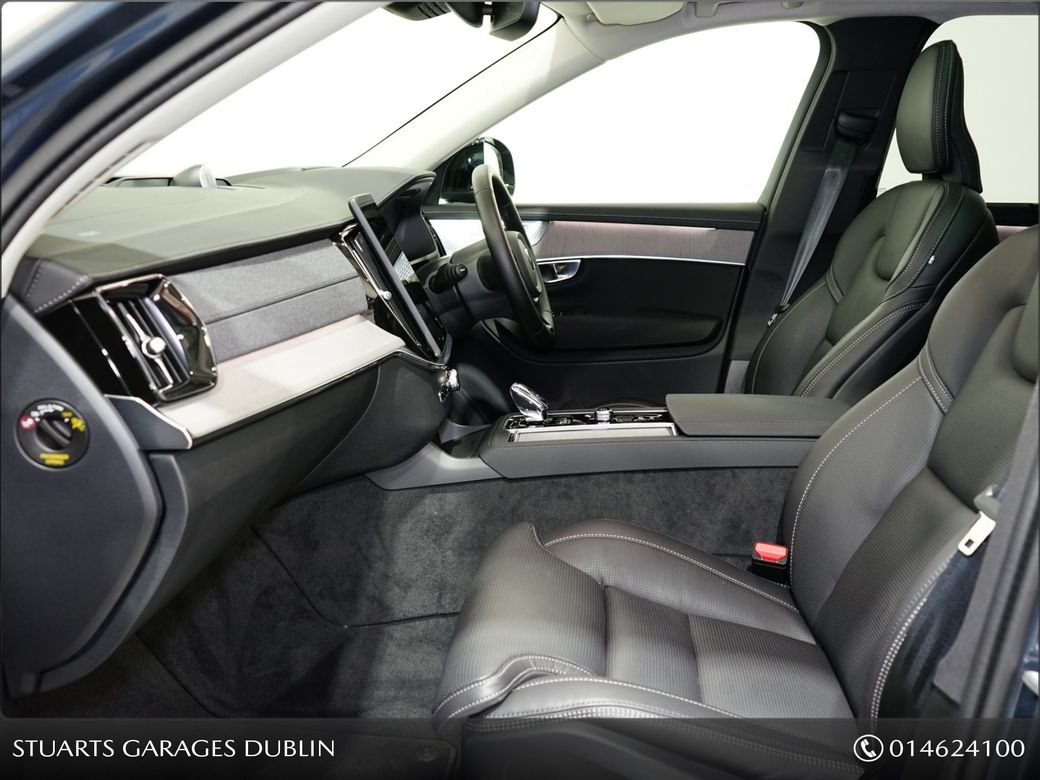 2025 Volvo XC90
