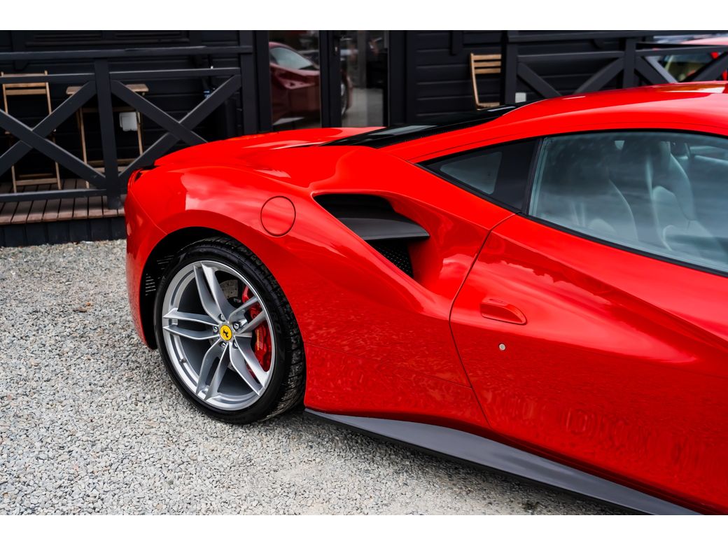 2017 Ferrari 488