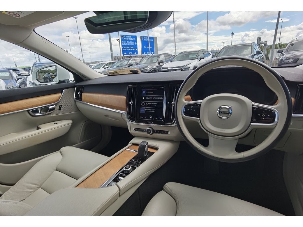 2021 Volvo V90