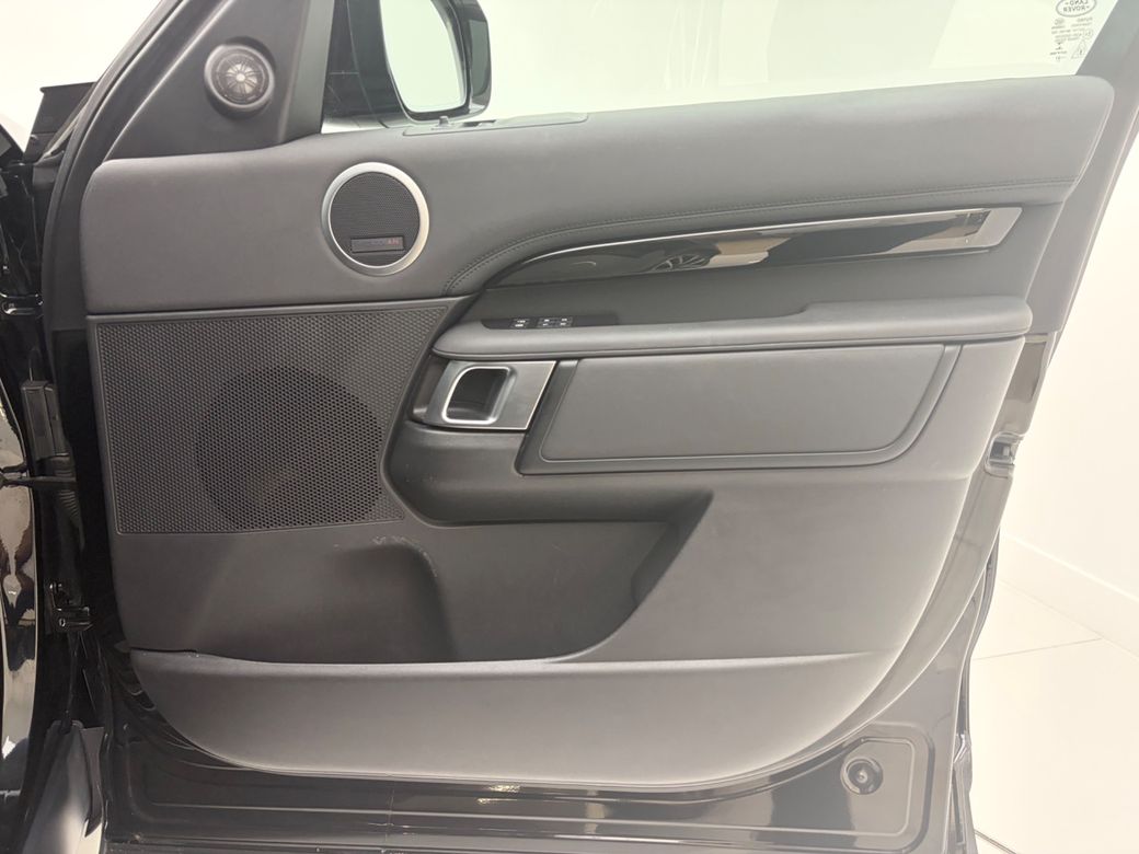 2022 Land Rover Discovery