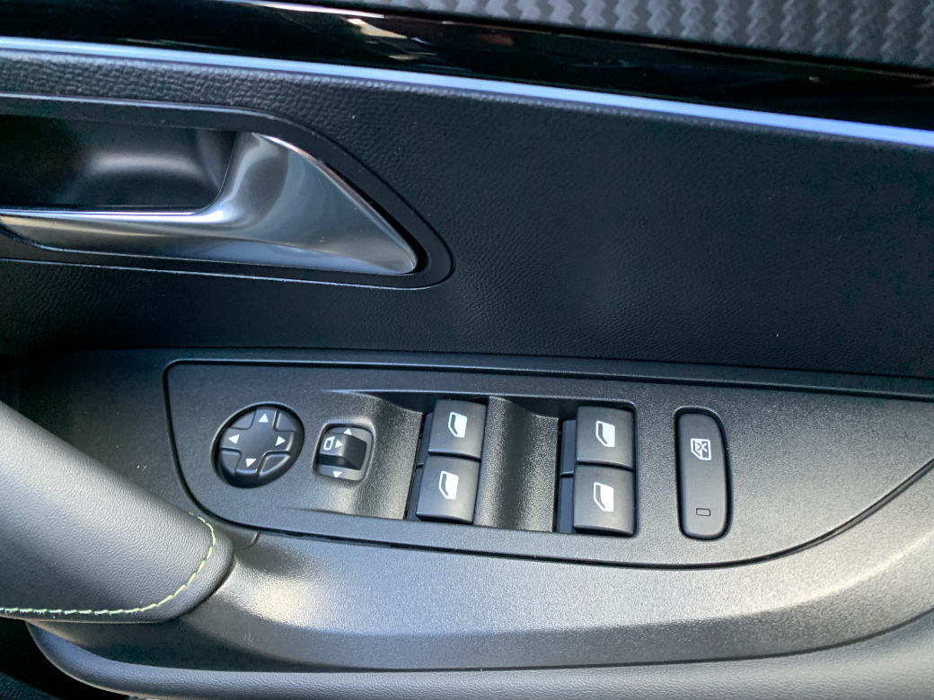 2023 Peugeot 2008