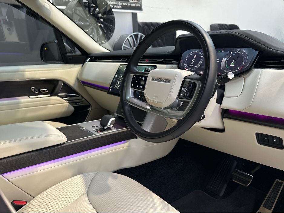 2025 Land Rover Range Rover