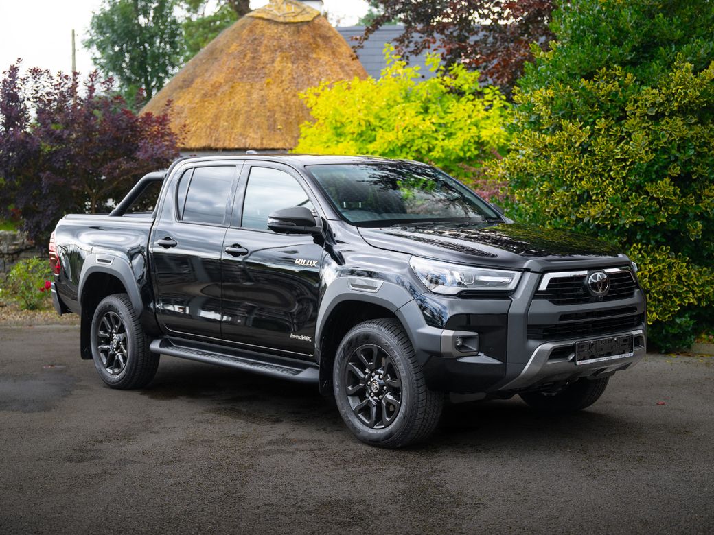 2025 Toyota Hilux