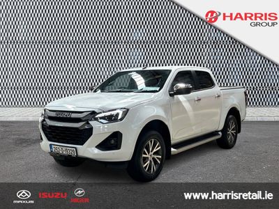 2025 White Isuzu D-MAX
