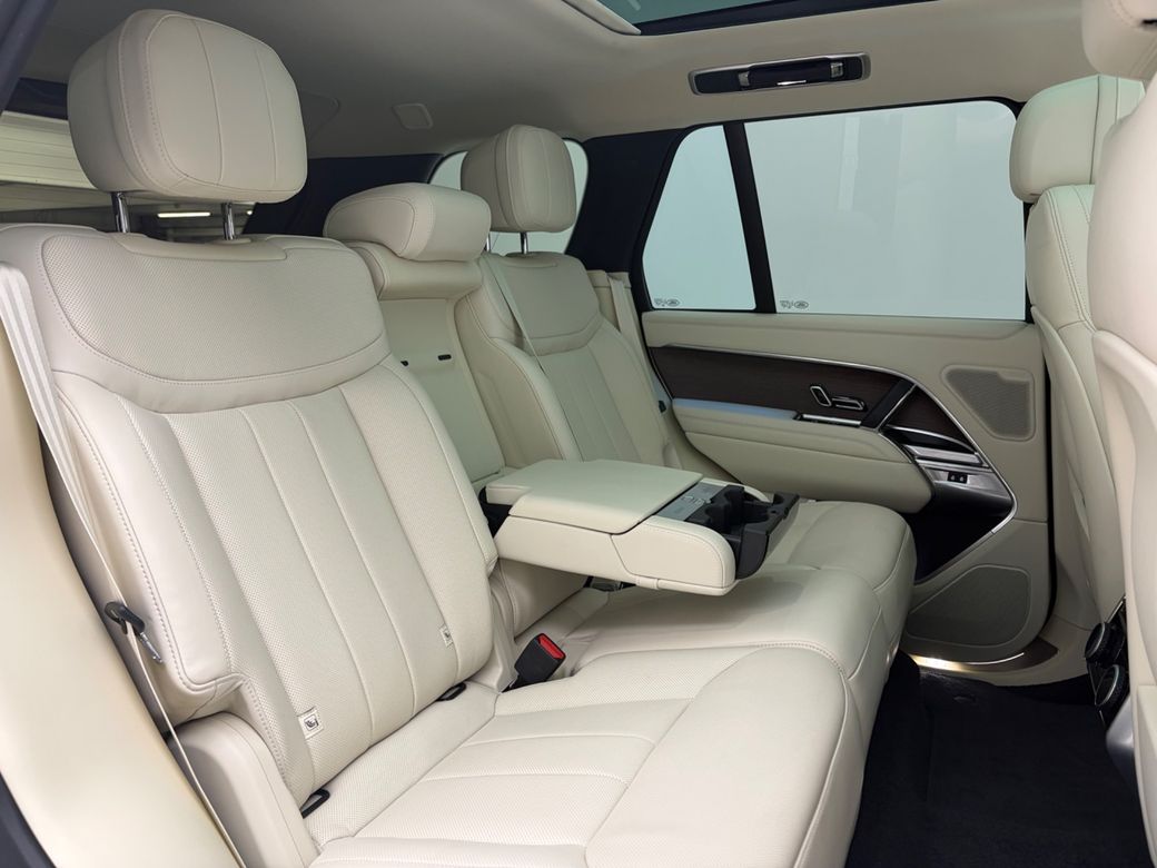 2025 Land Rover Range Rover