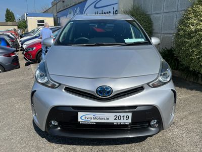 2019 Toyota Prius Alpha