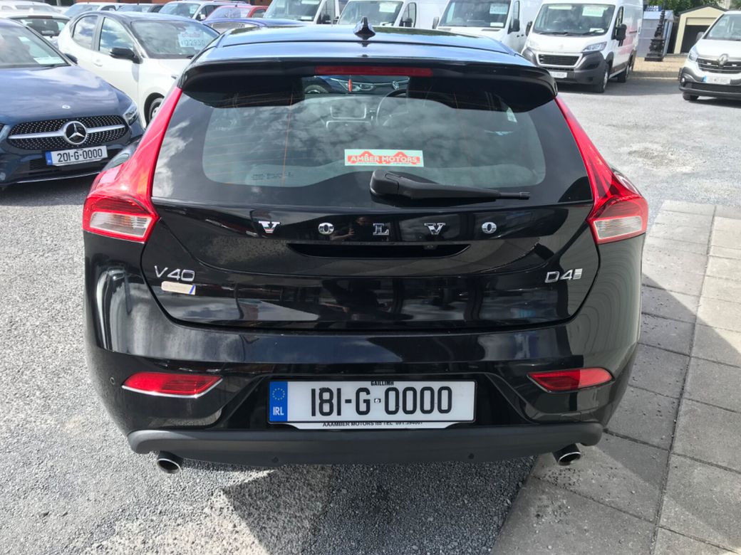 2018 Volvo V40
